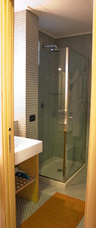 טרפאני Garibaldi Sea Suites מראה חיצוני תמונה