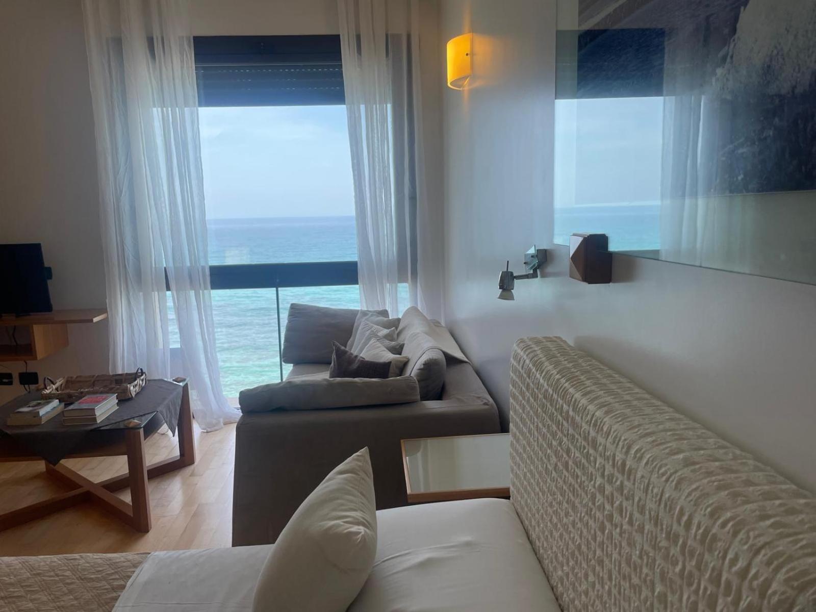 טרפאני Garibaldi Sea Suites מראה חיצוני תמונה